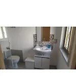 Lino's House Bed and Breakfast