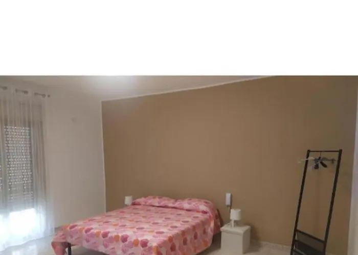 Lino's House Bed & Breakfast