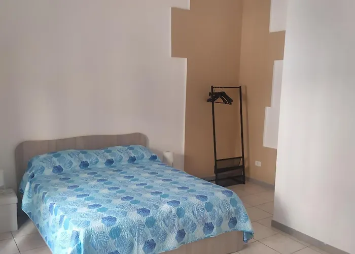 Lino's House Bed & Breakfast Adrano